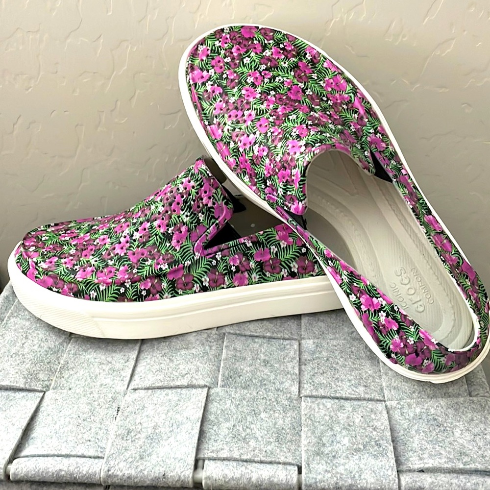 Croc loafers, floral pattern, brand new